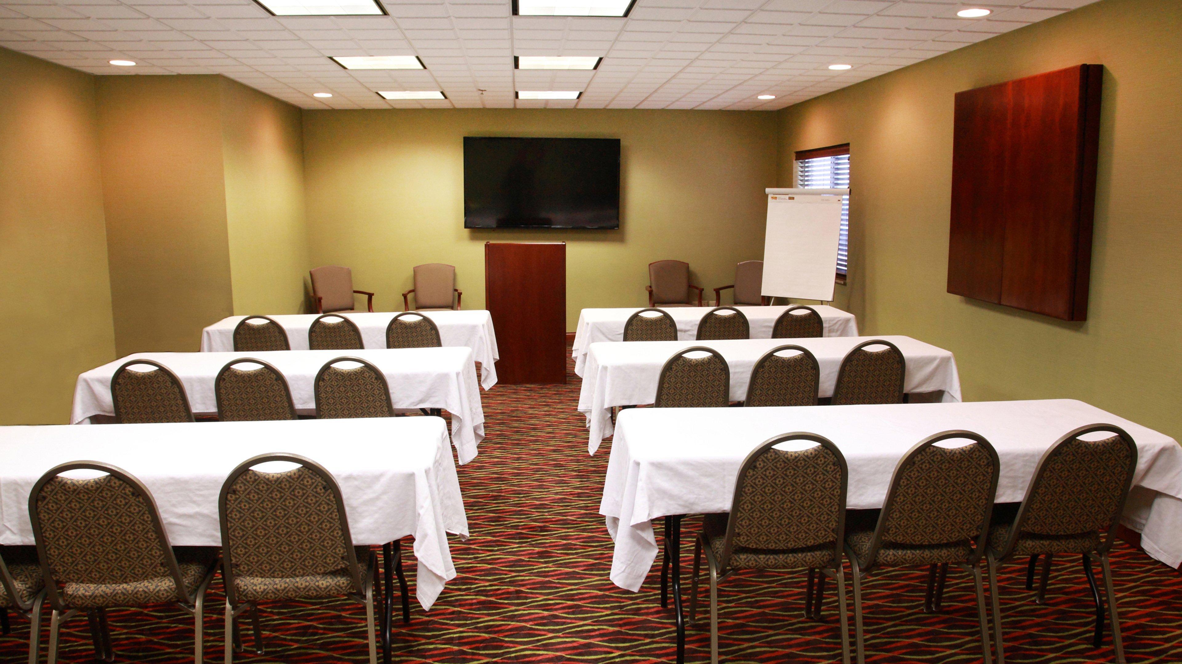 Holiday Inn Express Jamestown By Ihg Eksteriør billede