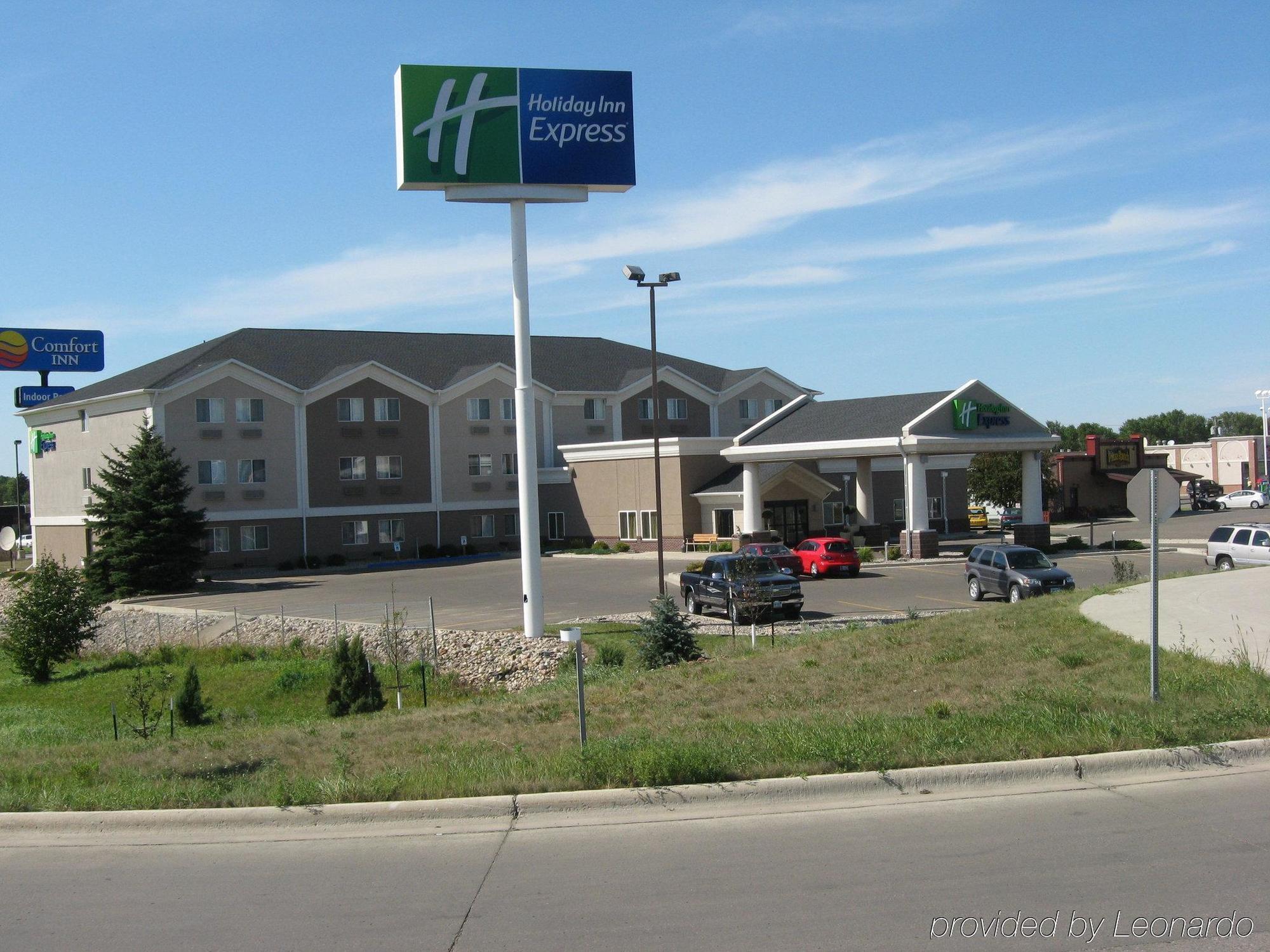 Holiday Inn Express Jamestown By Ihg Eksteriør billede
